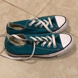 Women’s converse